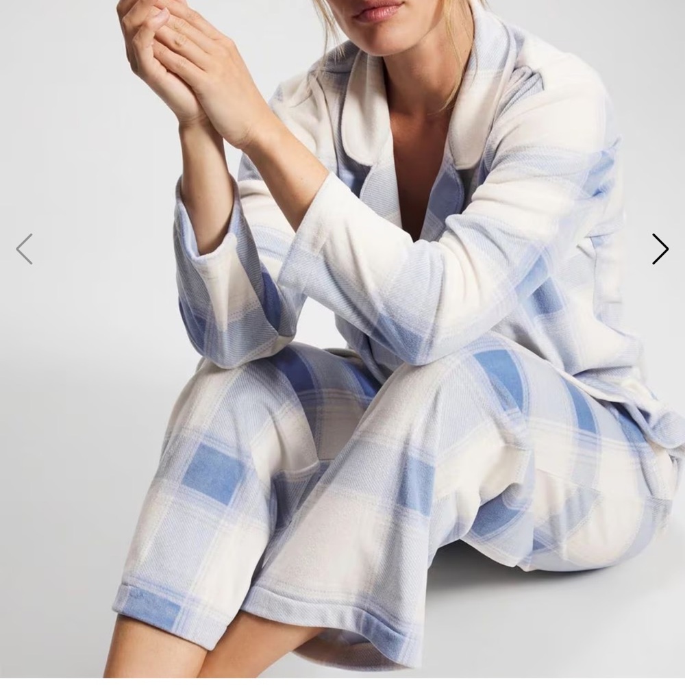 Soma Micro Fleece Set in Blue and White